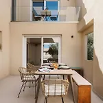 Dolce Luxury Villa *