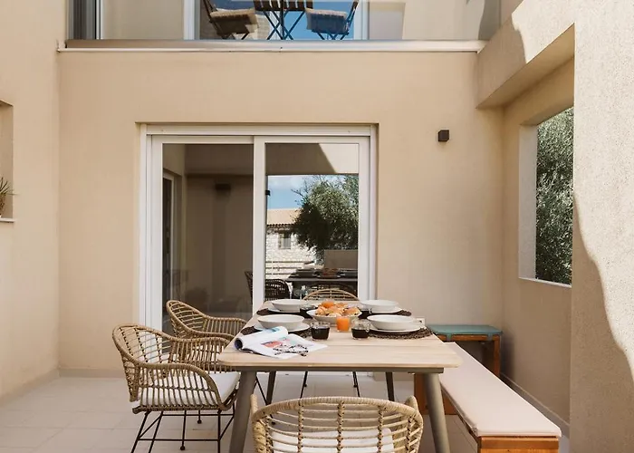 Dolce Luxury Villa *